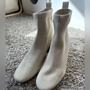 Everlane | The Glove Boot in Bone